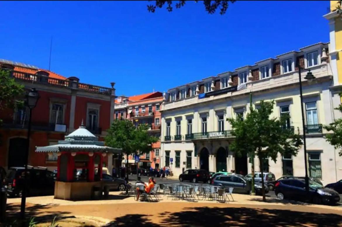 The Royal Garden In Principe Real Apartment Lisbon