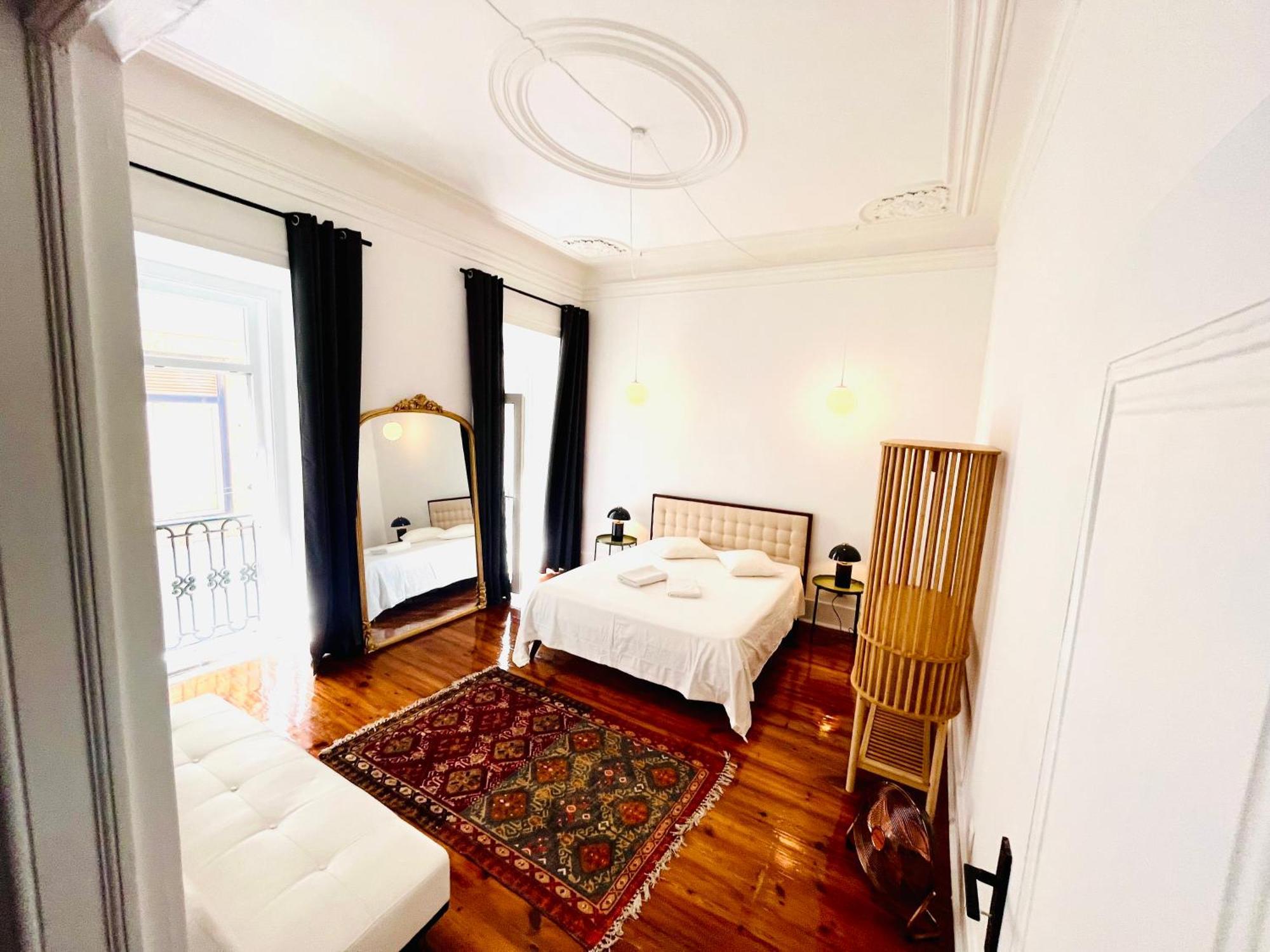The Royal Garden In Principe Real Apartment *