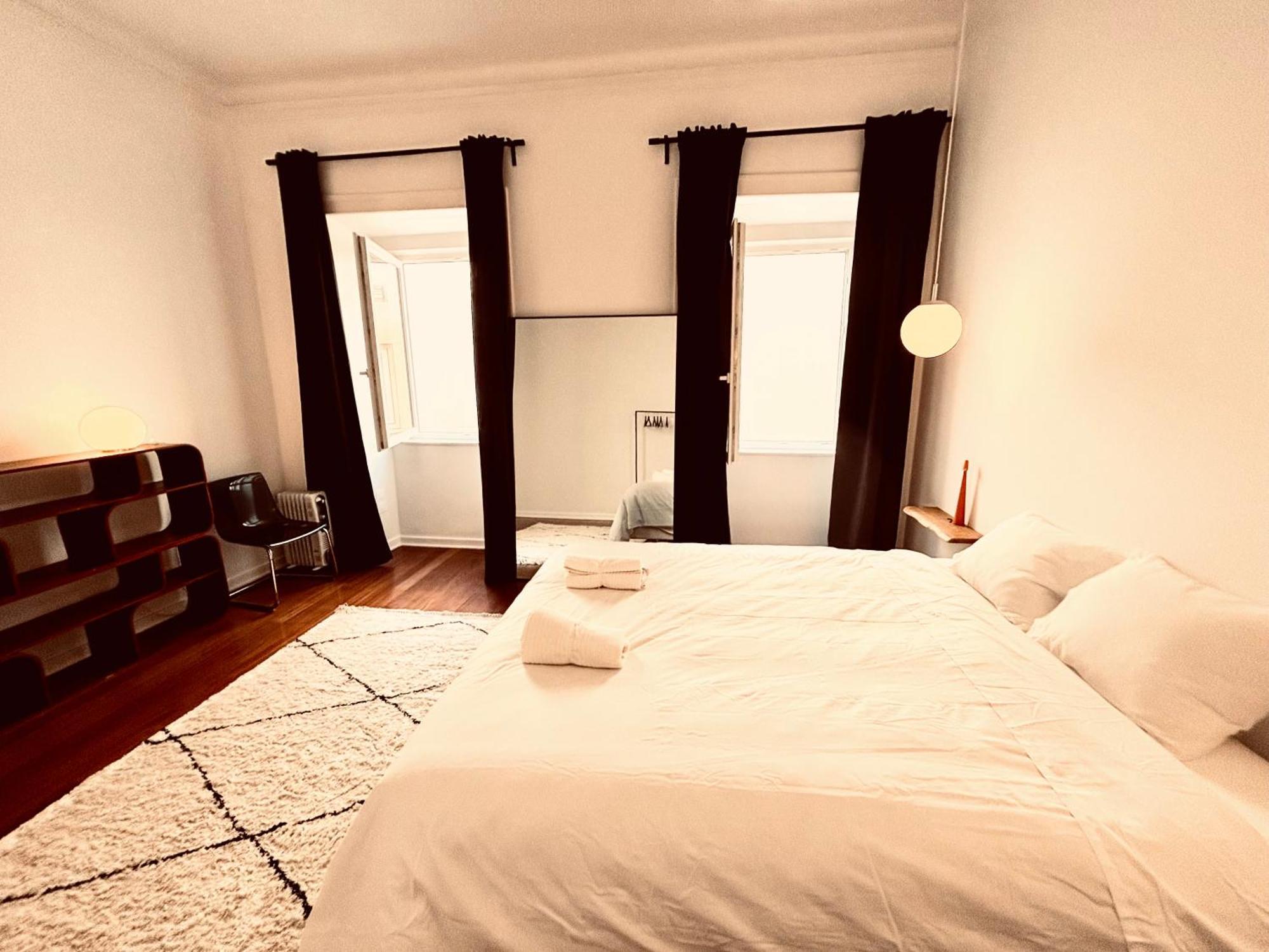 The Royal Garden In Principe Real Apartment Lisbon